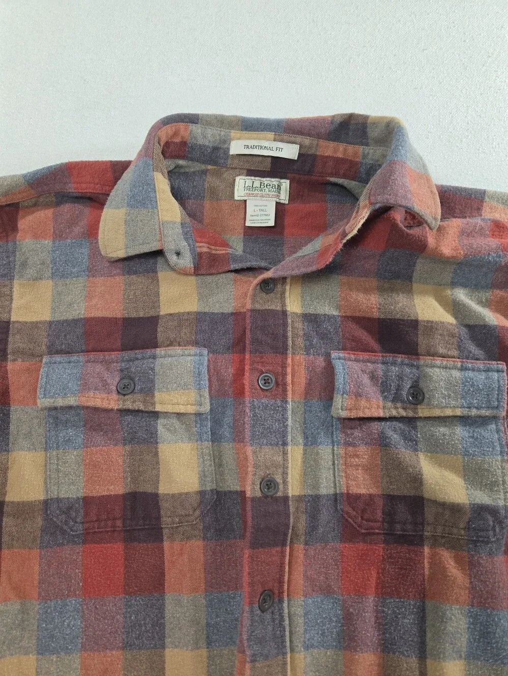 L.L.Bean Chamois Cloth Flannel Shirt LT Plaid - Picture 2 of 7